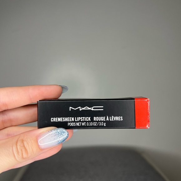 MAC Cosmetics Cremesheen Lipstick 232 Dozen Carnations NIB NWT sold - Picture 4 of 6